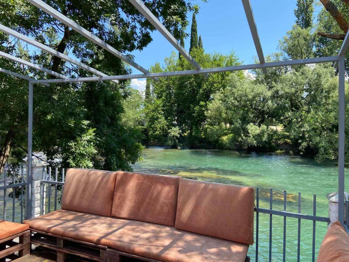 Private Riverside Villa Silvia Mostar Exterior foto